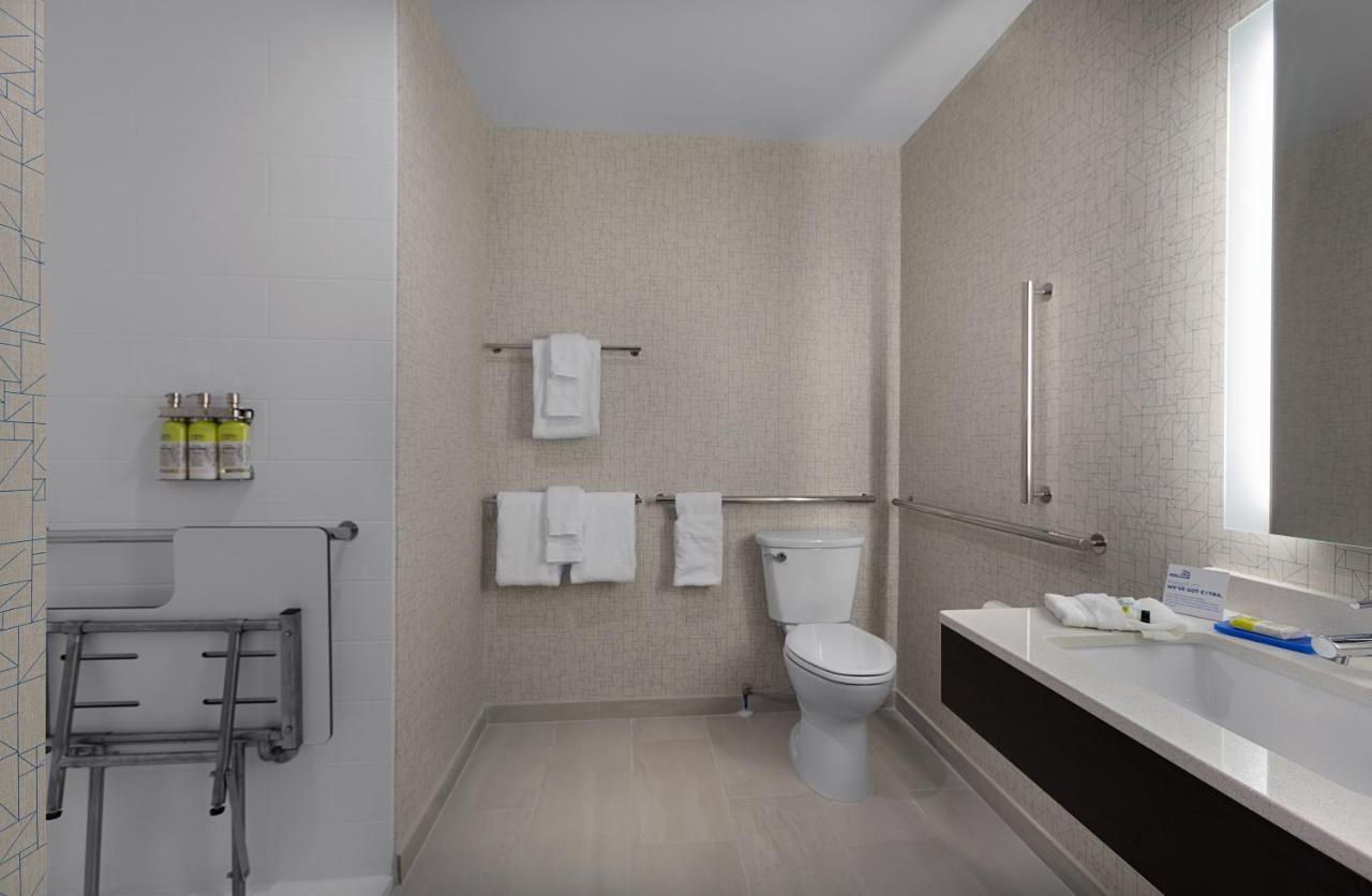 Holiday Inn Express - Lake Park, An Ihg Hotel Zimmer foto